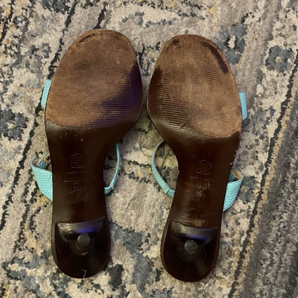 Slippers - Picture 6 of 6